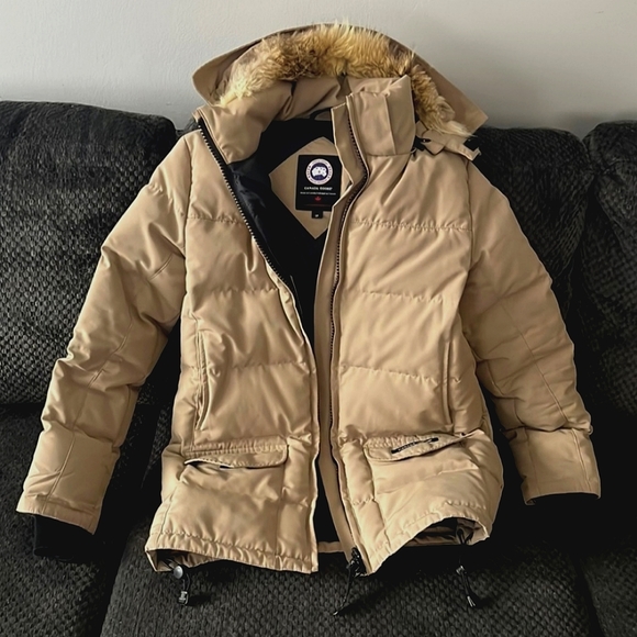 SOLD Canada goose jacket - Picture 1 of 3
